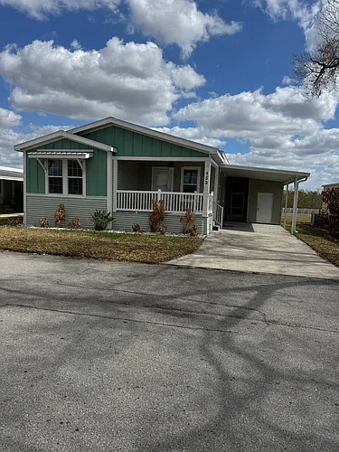 153 Country Ln Photo 1