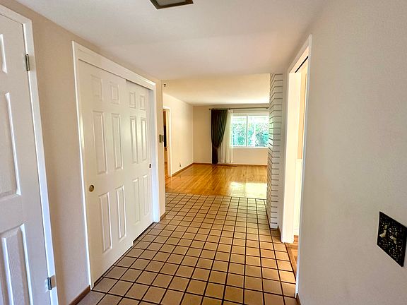3rd image of 2108 Ingrid Ct