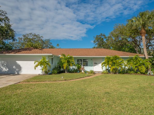 613 Buttonwood Dr