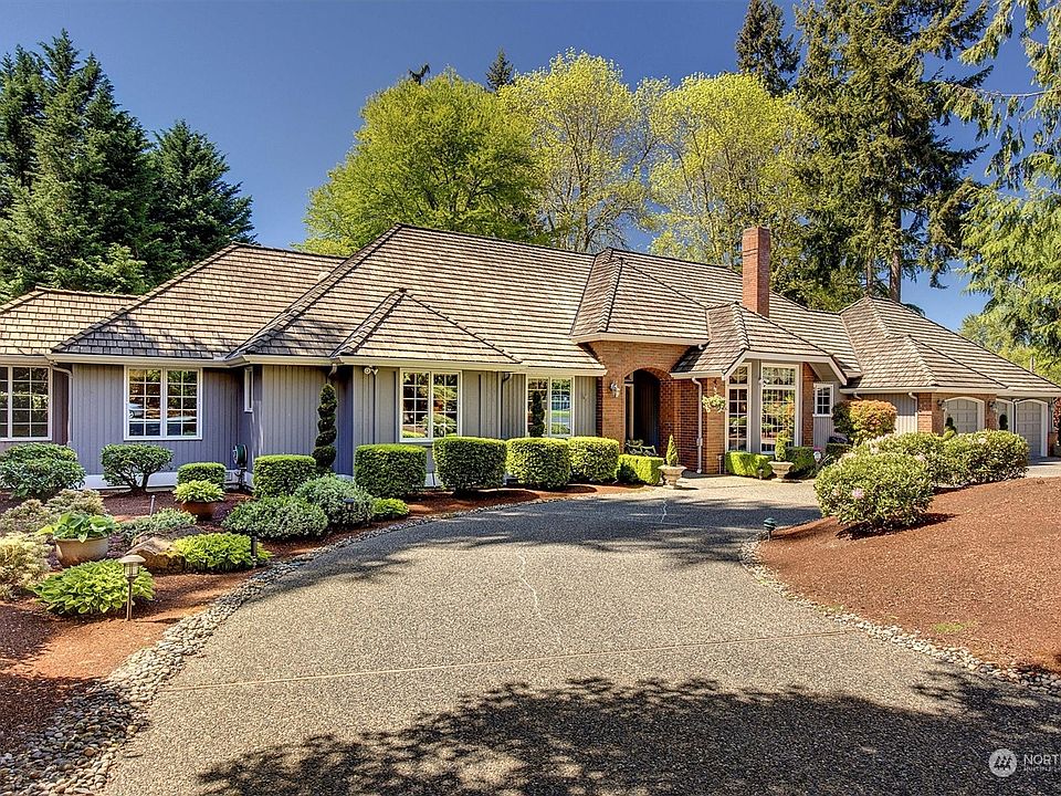 1st image of 14123 212th Drive NE