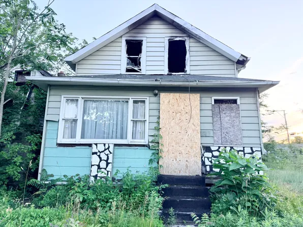 2524 Tyler St, Gary, IN 46407