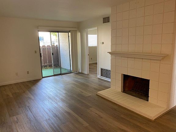 2nd image of 23647 Golden Springs Dr #G-1