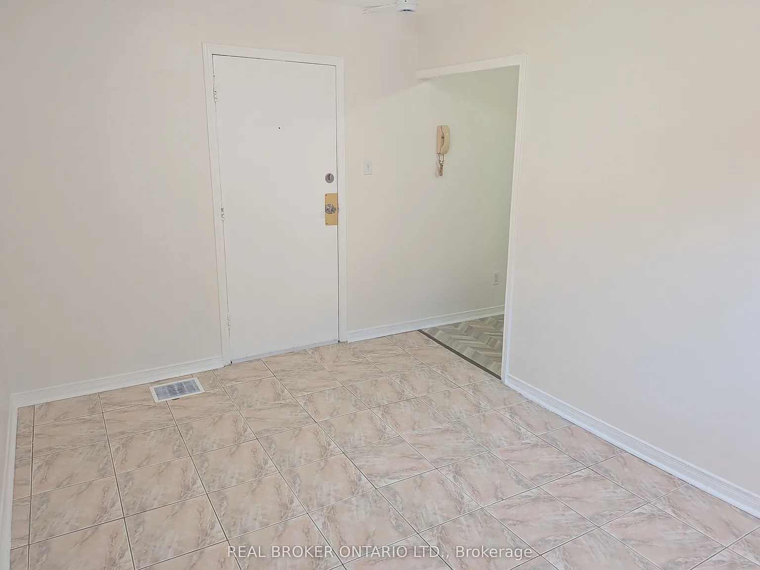 1 bed, $1,350 — Photo 2