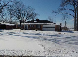 4905 N Hickory Rd, Muncie, IN 47303