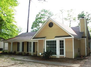 5955 Christopher Rd, Satsuma, AL 36572