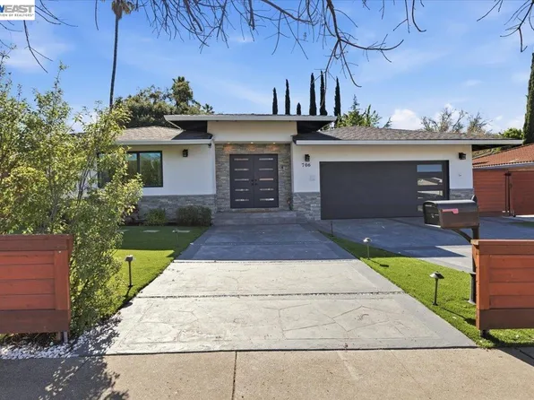 706 Wisteria Dr, Fremont, CA 94539