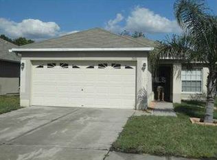 7410 Parkersburg Dr, Zephyrhills, FL 33545