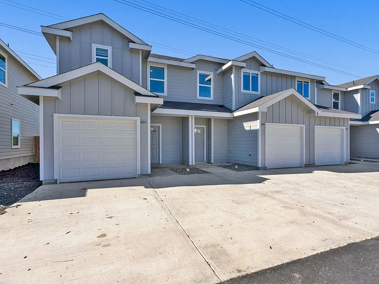 9426 Apple Ridge Ln — Photo 2