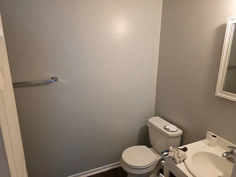 8 Azalea Ave #5E — Photo 12