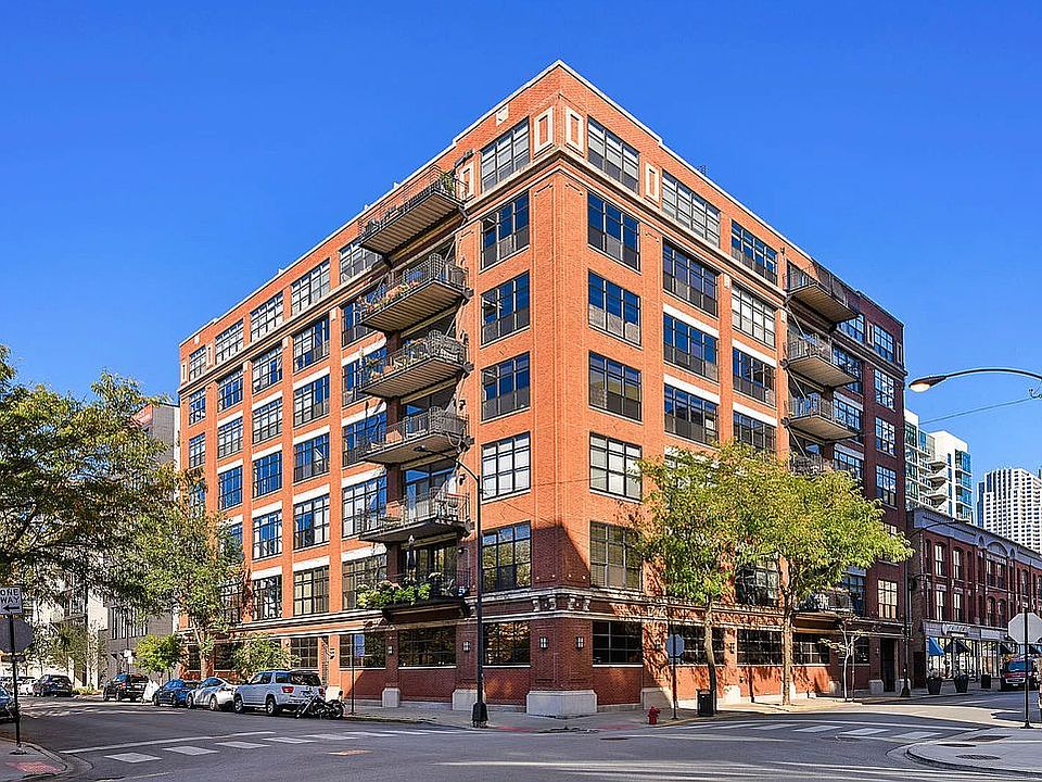 1st image of 850 W Adams St APT 4B