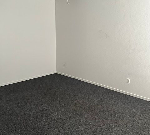 4th image of 1647 Boulder City Pkwy Suite D