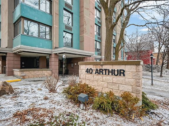 2nd image of 40 Arthur St #601