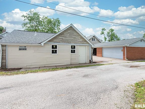 5th image of 3006 Kennedy Dr