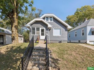 4234 Pinkney St, Omaha, NE 68111