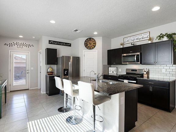 2nd image of 4827 Mount Salas St NE
