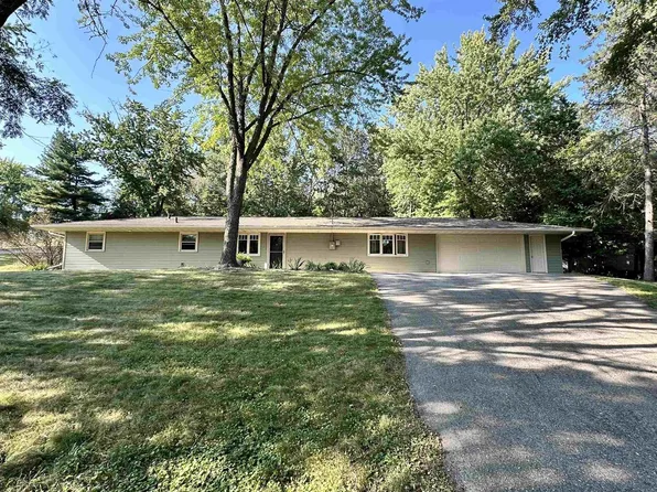 W11066 Lake Point Drive, Lodi, WI 53555