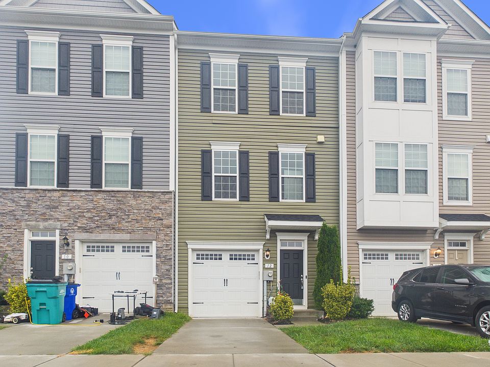 1st image of 12 Chester Ct #12