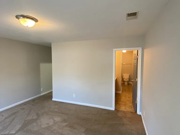 1218 Vistiana Dr — Photo 42