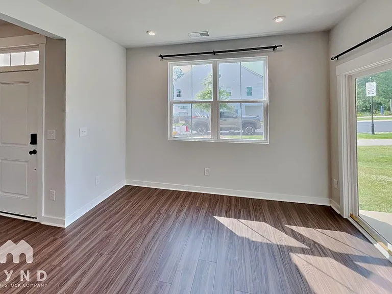 3301 Finchborough Ct — Photo 4