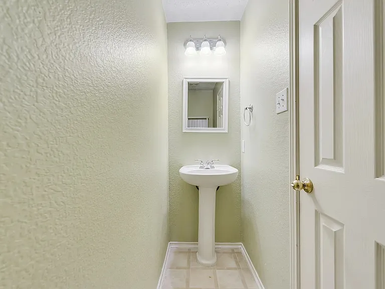 11520 Bermuda Way — Photo 17