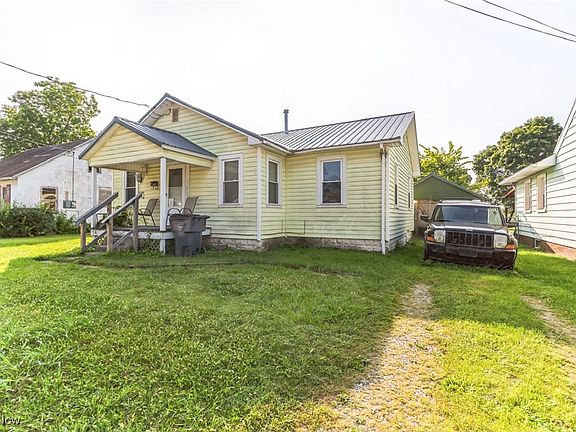 3rd image of 153 W Jersey St