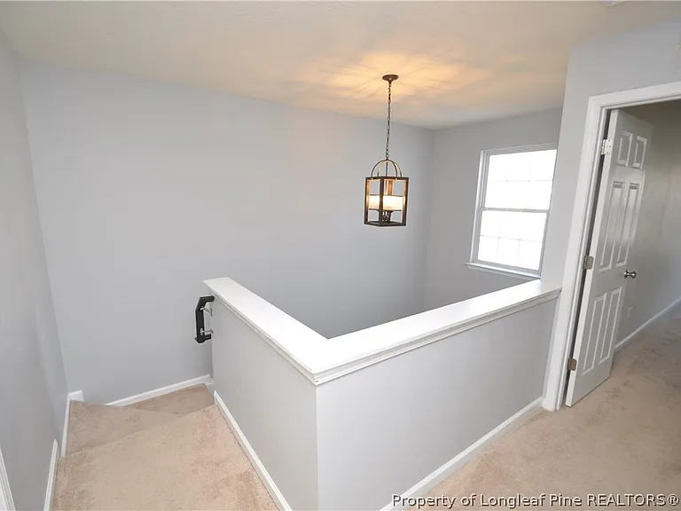 202 Thorncrest Dr — Photo 15