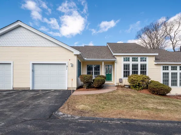 34 Lincoln Drive, Londonderry, NH 03053