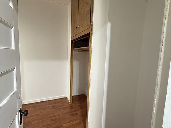 5th image of 104 W Main St #5
