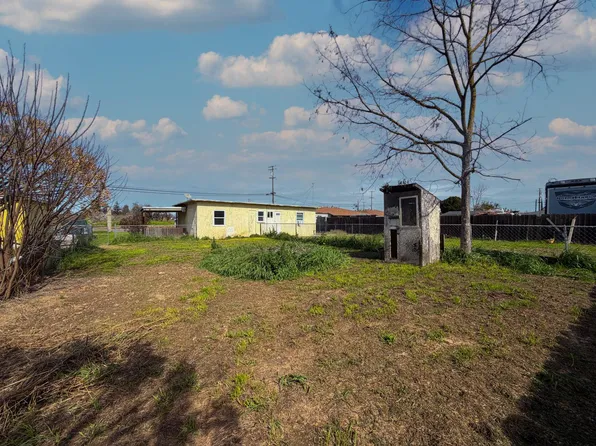 1628-1630 Paradise Rd, Modesto, CA 95358