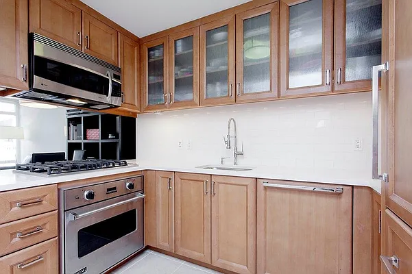 Sold by Corcoran | media 22