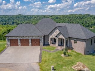 650 Junico Rdg, Byrdstown, TN 38549