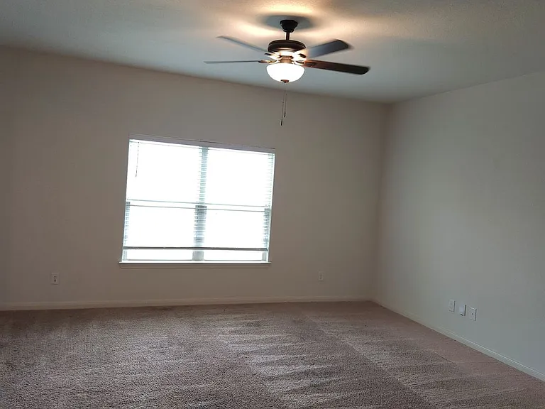 3006 Citron Gdn — Photo 5