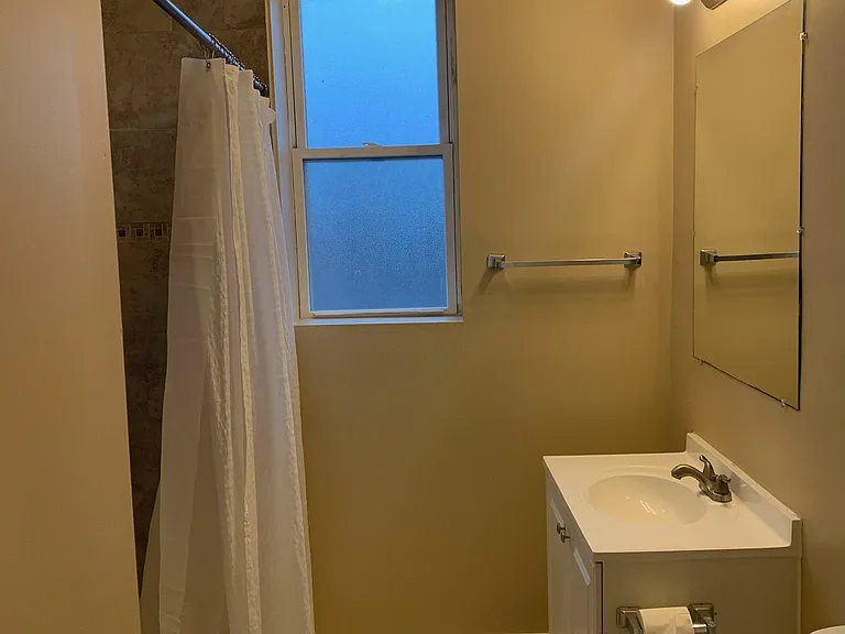 8915 S Exchange Ave #3 — Photo 6