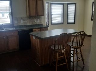 528 5th Ave NW #B, Rochester, MN 55901