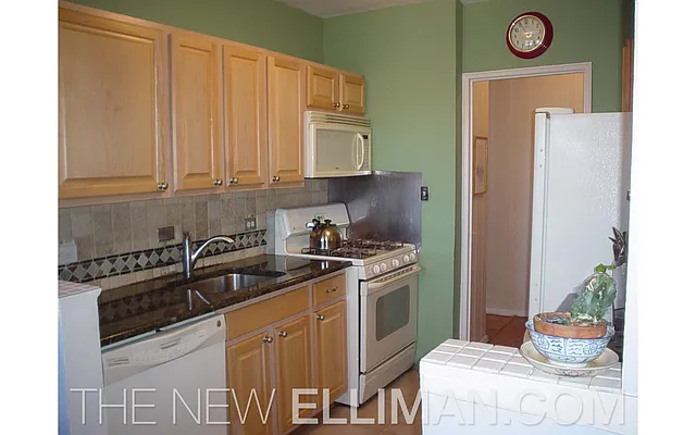 Sold by Douglas Elliman | media 2