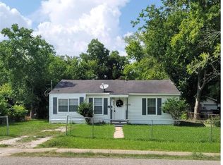 5237 Carmen St, Houston, TX 77033