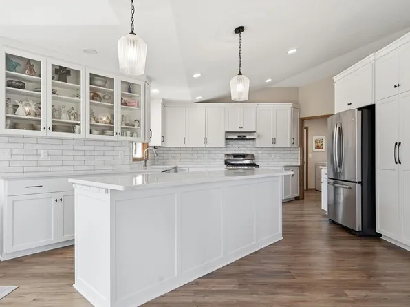 19331 Baldwin St NW, Elk River, MN 55330
