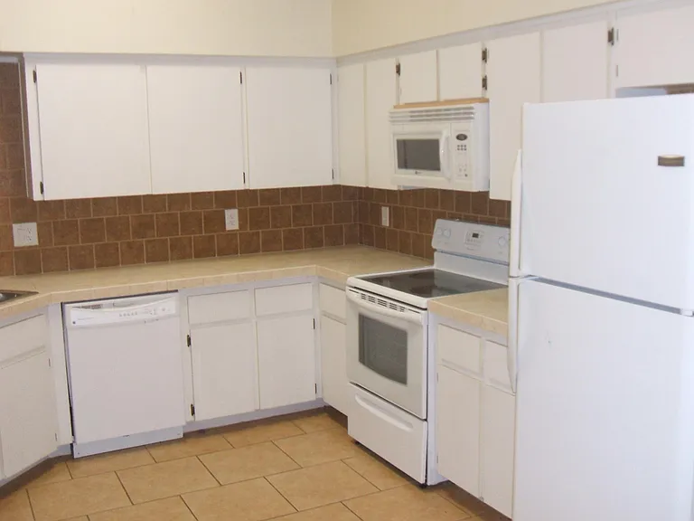 KITCHEN 3