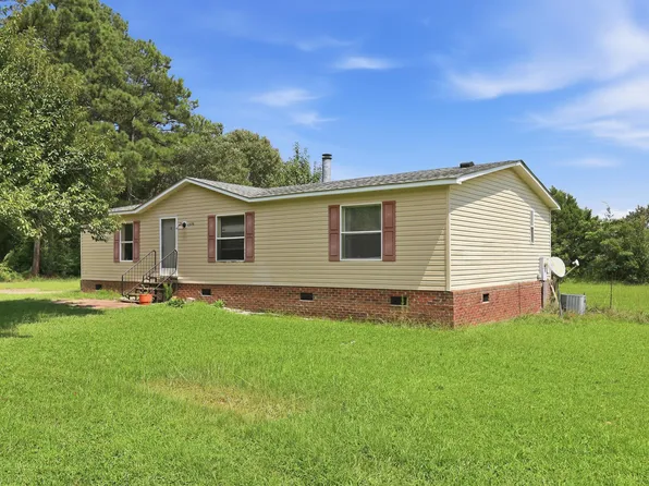 4979 State Highway 96 S, Four Oaks, NC 27524