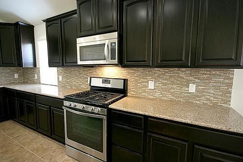 5th image of 25311 Alverstone Dr