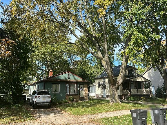 3rd image of 11837 Cavell St