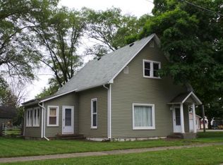 204 E Main St, Oakland, IL 61943