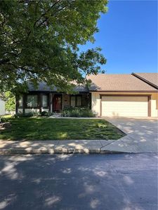 18821 Lakeside Dr, Belton, MO, 64012