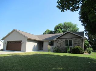 3211 Westminster Rd, Janesville, WI 53546
