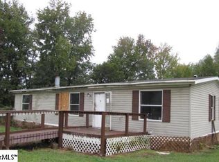 1224 Old Metal Rd, Gaffney, SC 29341