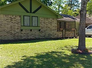 6335 Maple Hill Dr, Houston, TX 77088