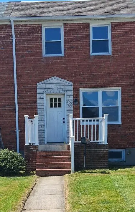 2720 Plainfield Rd