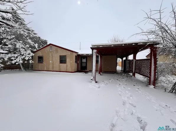 1002 S Plains Park Dr, Roswell, NM 88203