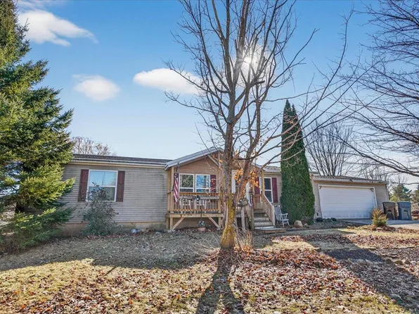 494 Tower Road, Rio, WI 53960