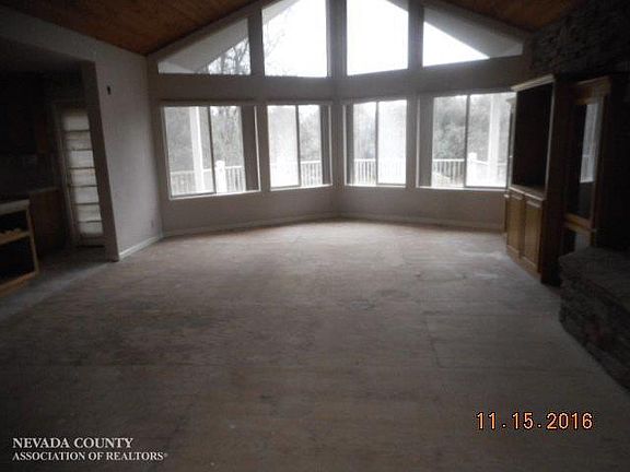 4th image of 19751 Valley Vista Way